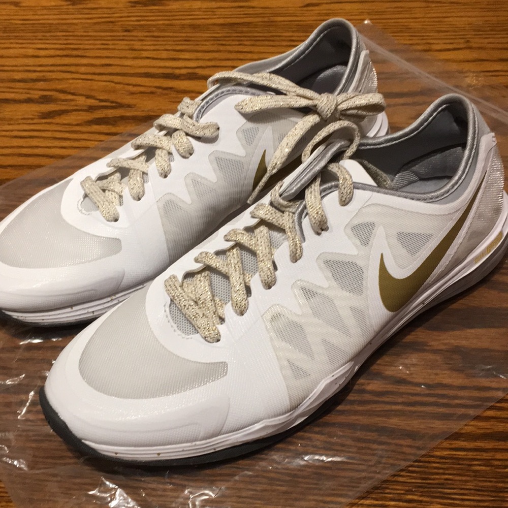 Nike fusion training shoes